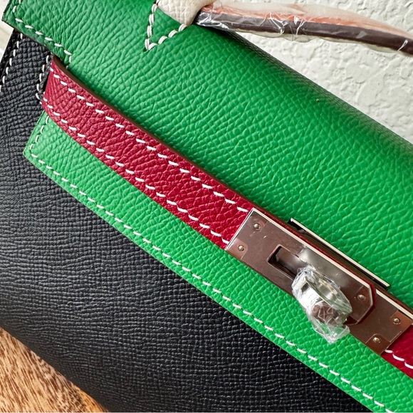 LEATHER INSIDE & OUT Black Red Green Colorblock Epsom 22 KL Pochette Bag S16 - Picture 5 of 13